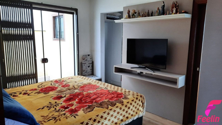 Imagem Casa com 3 Quartos à Venda, 183 m² em Ribeirão Da Ilha - Florianópolis Imagem Casa com 3 Quartos à Venda, 183 m² em Ribeirão Da Ilha - Florianópolis