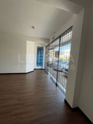 Imagem Sala Comercial à Venda, 82 m² em Centro - Navegantes Imagem Sala Comercial à Venda, 82 m² em Centro - Navegantes