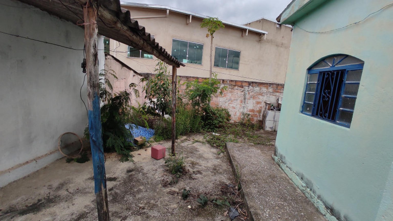 Imagem Casa com 3 Quartos à Venda, 210 m² em Veneza - Ribeirão Das Neves
