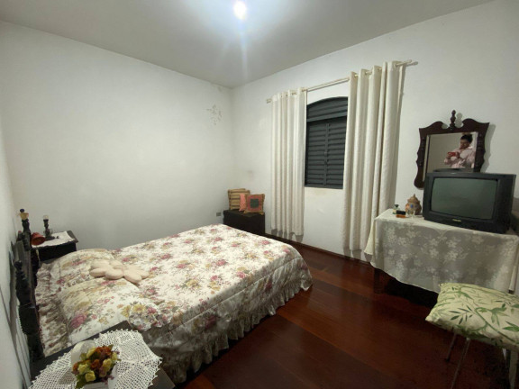 Imagem Chácara com 3 Quartos à Venda, 1 m² em águas Da Prata Imagem Chácara com 3 Quartos à Venda, 1 m² em águas Da Prata