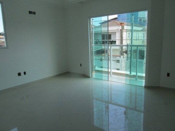 Imagem Casa com 3 Quartos à Venda, 100 m² em Santos Imagem Casa com 3 Quartos à Venda, 100 m² em Santos