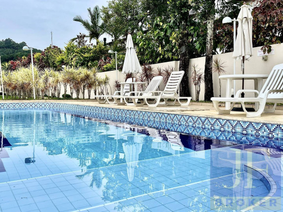 Imagem Casa com 4 Quartos para Temporada, 220 m² em Canasvieiras - Florianópolis Imagem Casa com 4 Quartos para Temporada, 220 m² em Canasvieiras - Florianópolis