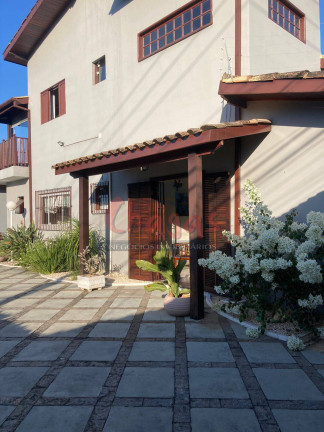 Imagem Sobrado com 4 Quartos à Venda, 460 m² em Centro - Caraguatatuba Imagem Sobrado com 4 Quartos à Venda, 460 m² em Centro - Caraguatatuba