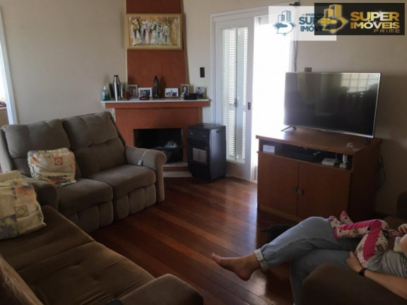 Casa com 4 Quartos à Venda, 250 m² em Três Vendas - Pelotas