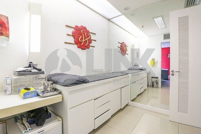 Imagem Imóvel com 3 Quartos à Venda, 94 m² em Moinhos De Vento - Porto Alegre