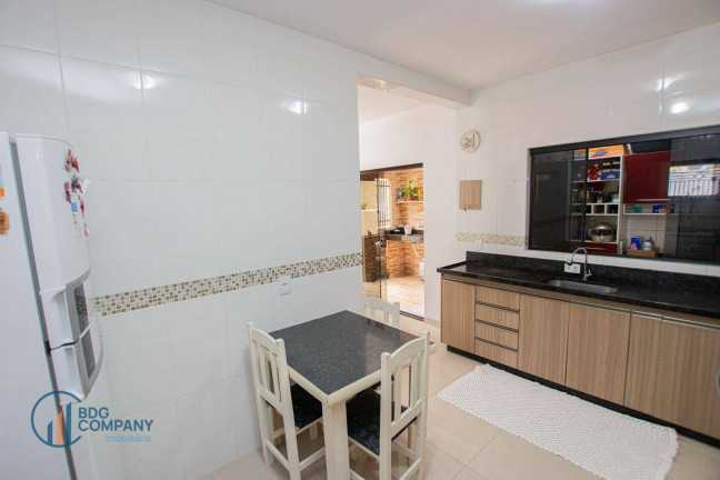 Imagem Sobrado com 3 Quartos à Venda, 126 m² em Orfãs - Ponta Grossa Imagem Sobrado com 3 Quartos à Venda, 126 m² em Orfãs - Ponta Grossa