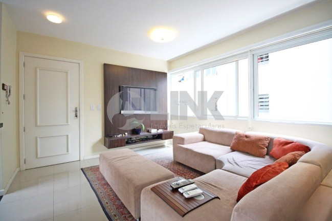 Imagem Apartamento com 2 Quartos à Venda, 72 m² em Auxiliadora - Porto Alegre Imagem Apartamento com 2 Quartos à Venda, 72 m² em Auxiliadora - Porto Alegre