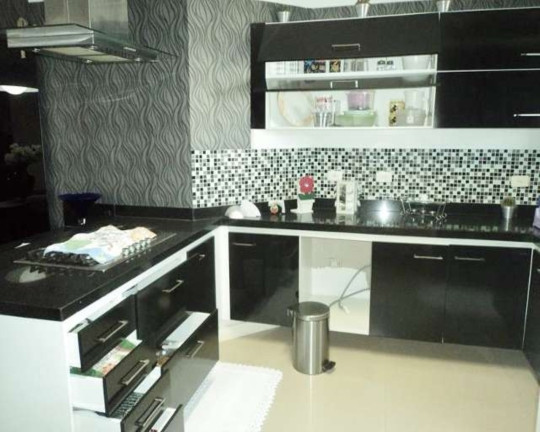 Imagem Apartamento com 3 Quartos à Venda, 170 m² em Jardim Guaiúba - Guarujá