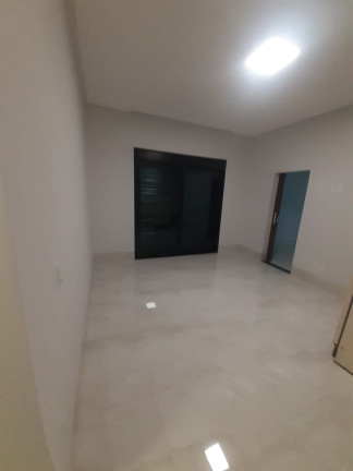 Imagem Casa com 3 Quartos à Venda, 219 m² em Portal Do Sol Green - Goiania Imagem Casa com 3 Quartos à Venda, 219 m² em Portal Do Sol Green - Goiania
