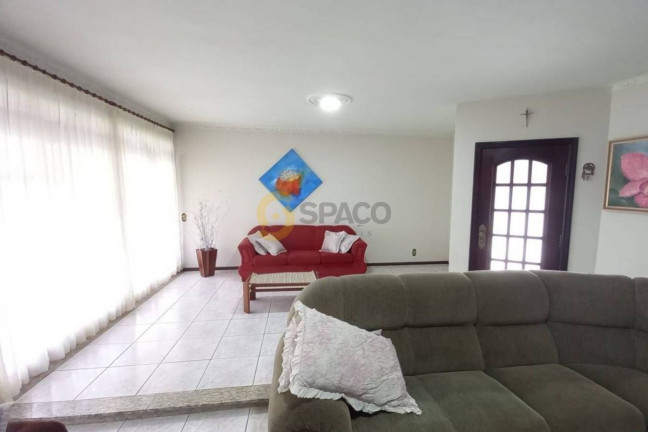 Imagem Casa com 3 Quartos à Venda, 228 m² em Ilha Da Figueira - Jaraguá Do Sul