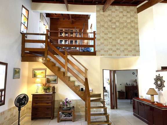 Imagem Casa com 3 Quartos à Venda, 460 m² em Parque Dom Henrique - Cotia Imagem Casa com 3 Quartos à Venda, 460 m² em Parque Dom Henrique - Cotia
