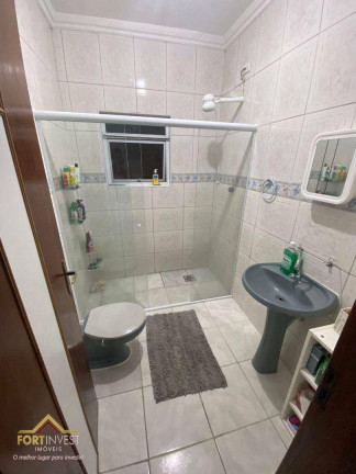 Imagem Imóvel com 3 Quartos à Venda, 11.800 m² em Canto Do Forte - Praia Grande Imagem Imóvel com 3 Quartos à Venda, 11.800 m² em Canto Do Forte - Praia Grande