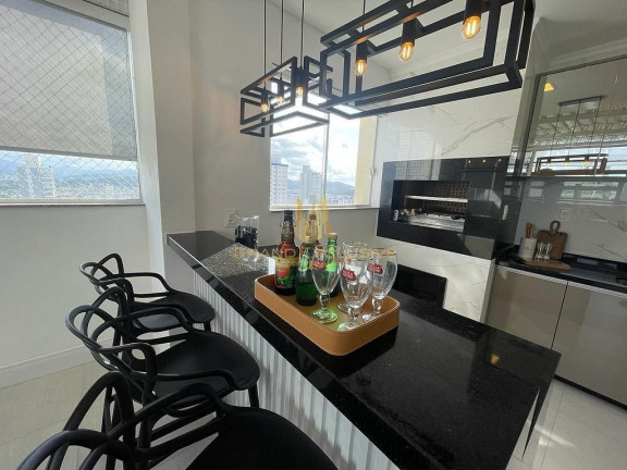 Imagem Cobertura com 4 Quartos à Venda, 225 m² em Centro - Balneário Camboriú Imagem Cobertura com 4 Quartos à Venda, 225 m² em Centro - Balneário Camboriú