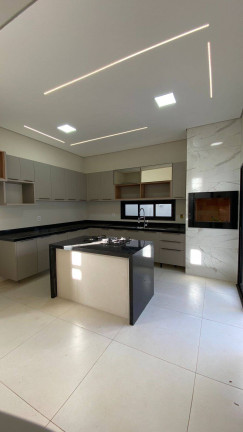 Imagem Casa com 3 Quartos à Venda, 148 m² em Tijucal - Cuiabá Imagem Casa com 3 Quartos à Venda, 148 m² em Tijucal - Cuiabá
