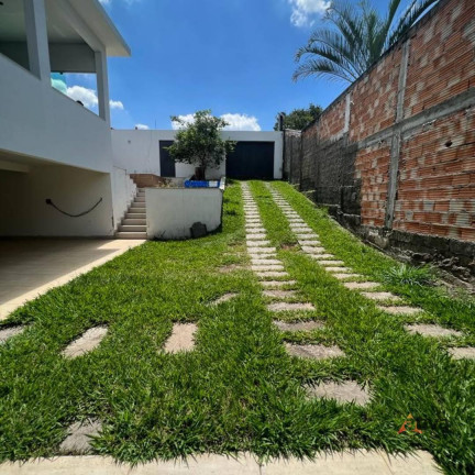 Imagem Casa com 3 Quartos à Venda, 200 m² Imagem Casa com 3 Quartos à Venda, 200 m²