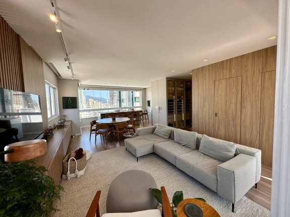 Imagem Cobertura com 4 Quartos à Venda, 240 m² em Centro - Balneário Camboriú Imagem Cobertura com 4 Quartos à Venda, 240 m² em Centro - Balneário Camboriú