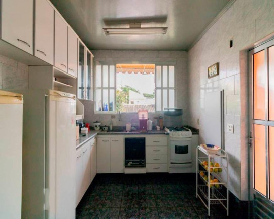 Imagem Sobrado com 3 Quartos à Venda, em Moema - São Paulo Imagem Sobrado com 3 Quartos à Venda, em Moema - São Paulo