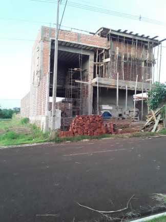 Casa à Venda, 300 m² em Nova Floresta - Maringá