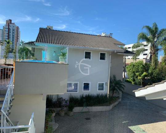 Imagem Casa com 3 Quartos à Venda, 420 m² em Anita Garibaldi - Joinville