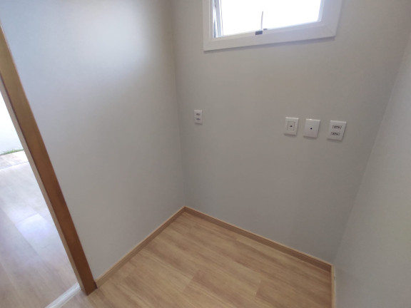 Imagem Imóvel com 
            	3             Quartos à Venda, 169 m² em 
            	Jardins Porto             - 
            	Senador Canedo            
