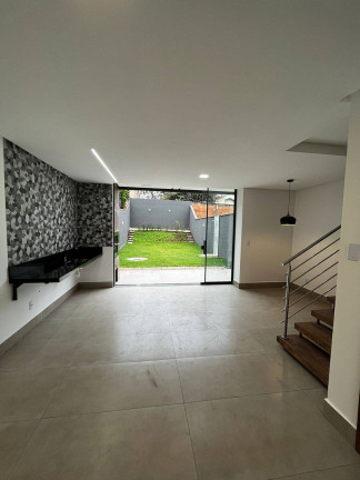 Imagem Sobrado com 3 Quartos à Venda, em Parque Hayala - Aparecida De Goiânia Imagem Sobrado com 3 Quartos à Venda, em Parque Hayala - Aparecida De Goiânia