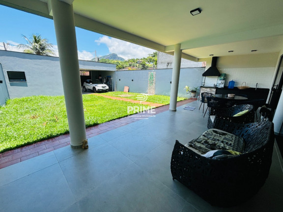 Imagem Casa com 3 Quartos à Venda, 162 m² em Centro - Caraguatatuba