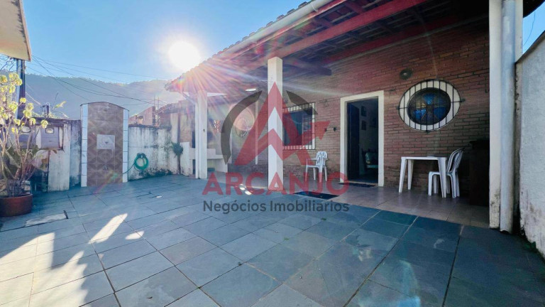 Imagem Casa com 2 Quartos à Venda, 250 m² em Pereque Açu - Ubatuba Imagem Casa com 2 Quartos à Venda, 250 m² em Pereque Açu - Ubatuba