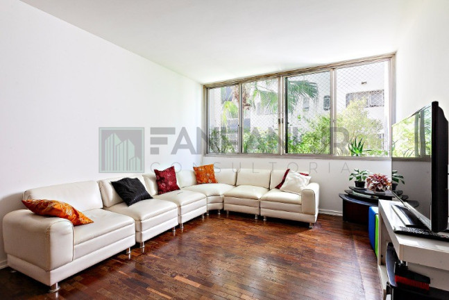 Imagem Imóvel com 3 Quartos à Venda, 130 m² em Vila Nova Conceição - São Paulo Imagem Imóvel com 3 Quartos à Venda, 130 m² em Vila Nova Conceição - São Paulo