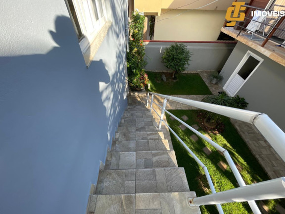 Imagem Casa à Venda, 340 m² em Monte Alegre - Camboriú Imagem Casa à Venda, 340 m² em Monte Alegre - Camboriú