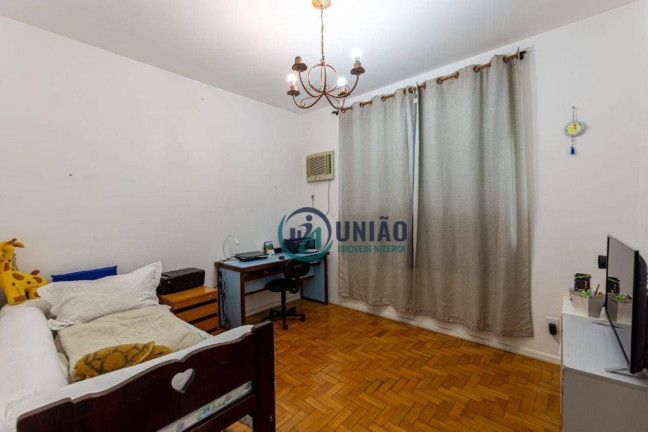 Imagem Casa com 5 Quartos à Venda, 400 m² em Itaipu - Niterói Imagem Casa com 5 Quartos à Venda, 400 m² em Itaipu - Niterói