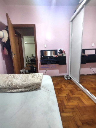 Imagem Imóvel com 2 Quartos à Venda, 53 m² em Camaquã - Porto Alegre Imagem Imóvel com 2 Quartos à Venda, 53 m² em Camaquã - Porto Alegre