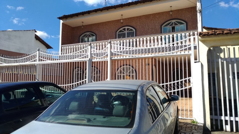 Imagem Sobrado com 7 Quartos à Venda, 360 m² em Taguatinga Norte - Taguatinga Imagem Sobrado com 7 Quartos à Venda, 360 m² em Taguatinga Norte - Taguatinga