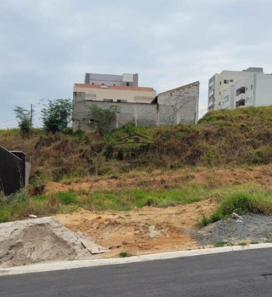 Imagem Terreno à Venda, 360 m² em Residencial Coopemi - Guaratinguetá Imagem Terreno à Venda, 360 m² em Residencial Coopemi - Guaratinguetá
