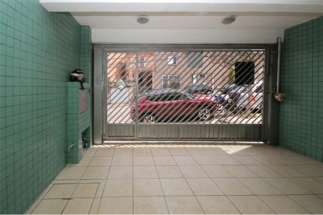 Imagem Casa com 4 Quartos à Venda, em Cambuci - São Paulo Imagem Casa com 4 Quartos à Venda, em Cambuci - São Paulo