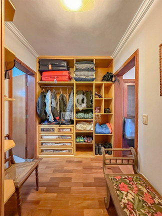 Imagem Casa com 4 Quartos à Venda, 436 m² em Jardim Estância Brasil - Atibaia