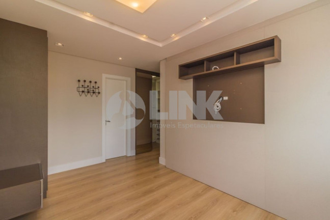 Imagem Apartamento com 3 Quartos à Venda, 107 m² em Jardim Lindóia - Porto Alegre