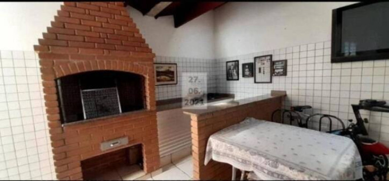 Imagem Sobrado com 3 Quartos à Venda, 144 m² em Vila São José - Taubaté