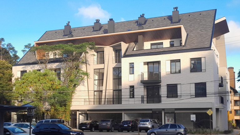 Apartamento com 1 Quarto à Venda, 57 m² em Centro - Gramado