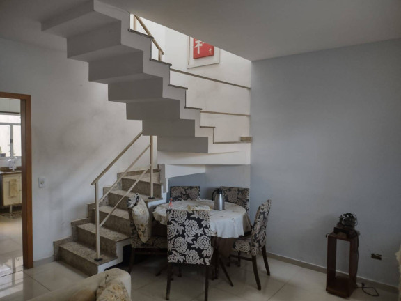 Imagem Casa com 3 Quartos à Venda, 110 m² em Jardim Independência - São Paulo