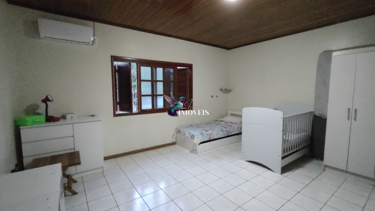 Imagem Casa com 2 Quartos à Venda, 185 m² em Passo Fundo - Guaíba Imagem Casa com 2 Quartos à Venda, 185 m² em Passo Fundo - Guaíba