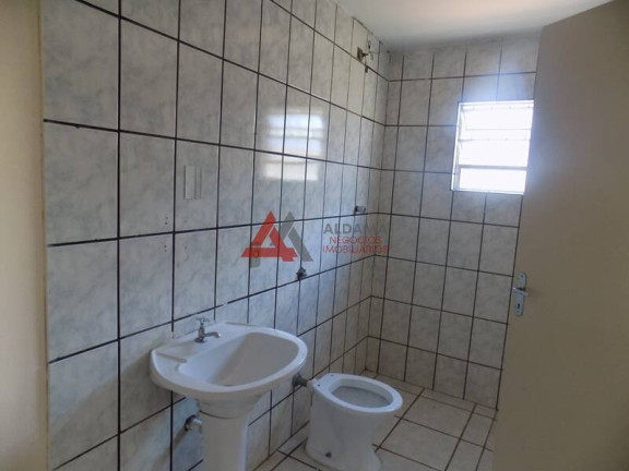 Imagem Sobrado com 3 Quartos para Alugar, 125 m² em Jaraguá - São Paulo