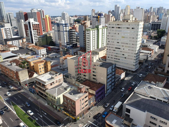 Imagem Apartamento com 2 Quartos à Venda, 70 m² em Centro - Curitiba