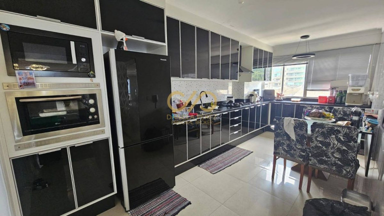 Imagem Cobertura com 4 Quartos à Venda, 375 m² em Canto Do Forte - Praia Grande Imagem Cobertura com 4 Quartos à Venda, 375 m² em Canto Do Forte - Praia Grande