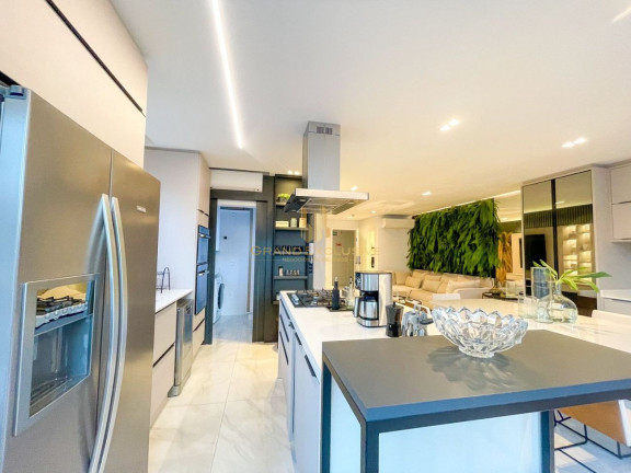 Imagem Apartamento com 3 Quartos à Venda, 125 m² em Centro - Balneário Camboriú