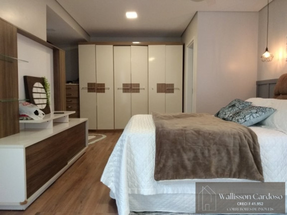Imagem Casa com 3 Quartos à Venda, 410 m² em São Francisco De Assis - Camboriú Imagem Casa com 3 Quartos à Venda, 410 m² em São Francisco De Assis - Camboriú