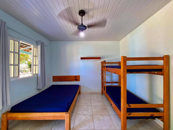 Imagem Chácara com 10 Quartos à Venda, 9 m² em Buenos Aires - Guarapari Imagem Chácara com 10 Quartos à Venda, 9 m² em Buenos Aires - Guarapari