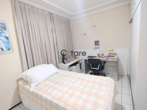 Imagem Casa com 4 Quartos à Venda, 180 m² em Cambeba - Fortaleza Imagem Casa com 4 Quartos à Venda, 180 m² em Cambeba - Fortaleza