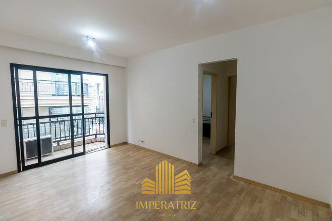 Apartamento à Venda,  em Vila Olímpia - São Paulo