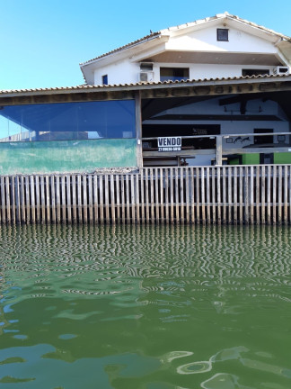 Imagem Casa com 4 Quartos à Venda, 400 m² em Centro - Guarapari Imagem Casa com 4 Quartos à Venda, 400 m² em Centro - Guarapari