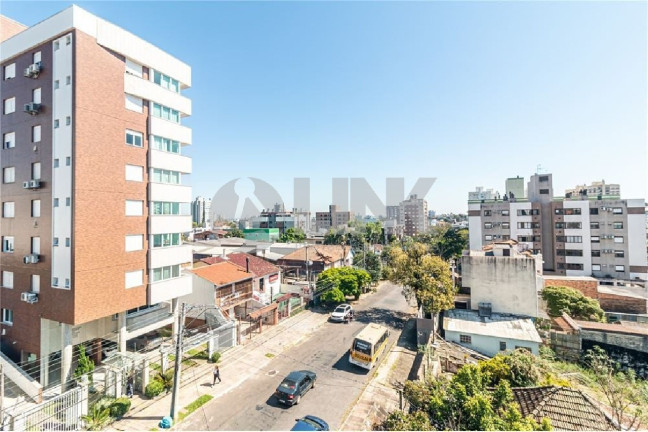 Imagem Imóvel com 2 Quartos à Venda, 111 m² em Passo Da Areia - Porto Alegre